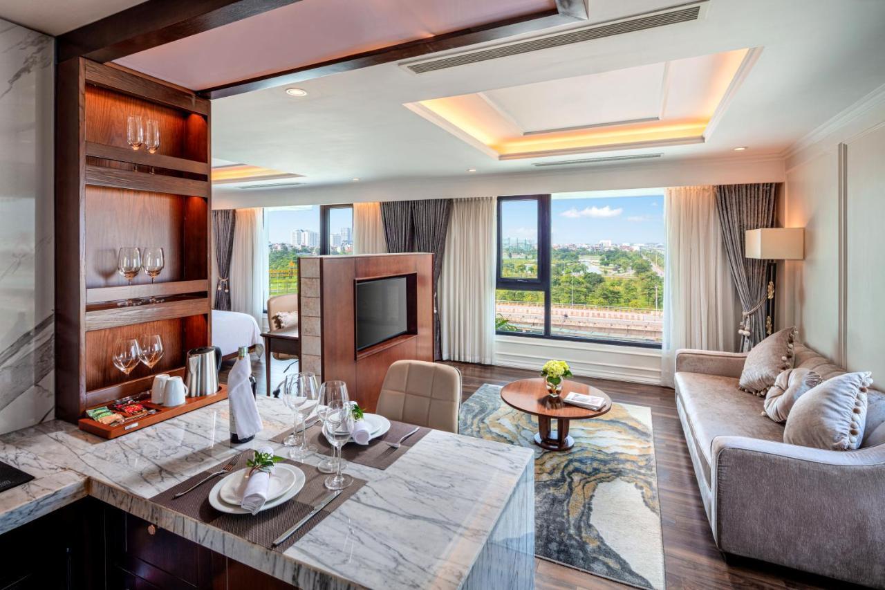 Ravatel Luxury Hotel Bac Giang Exterior photo