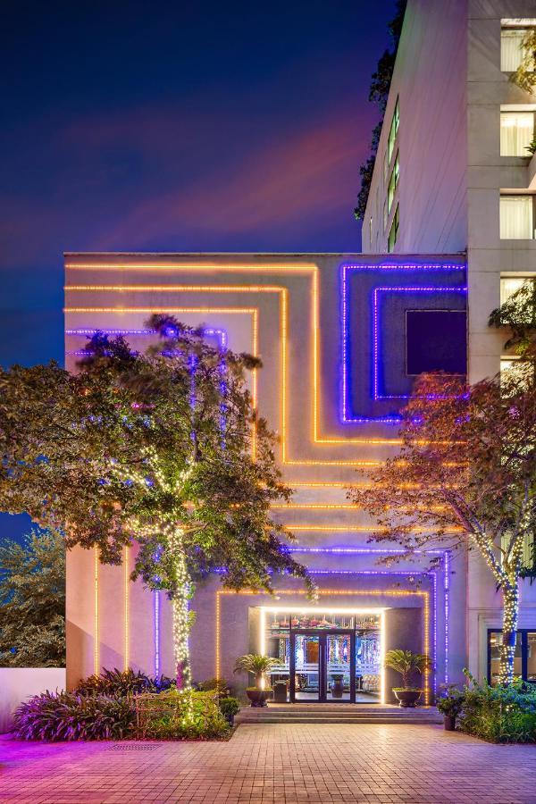 Ravatel Luxury Hotel Bac Giang Exterior photo