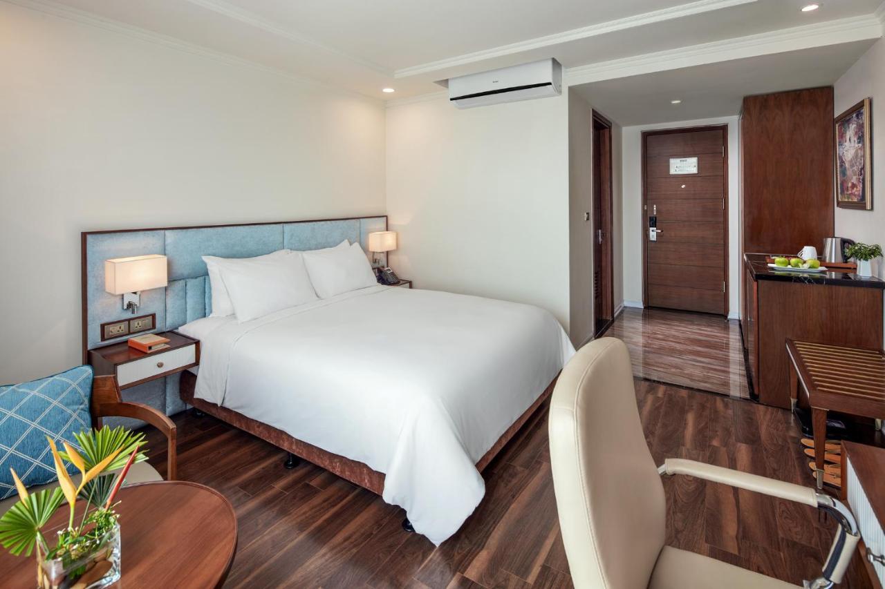 Ravatel Luxury Hotel Bac Giang Exterior photo